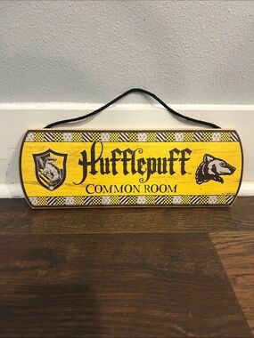 Hufflepuff Common room sign